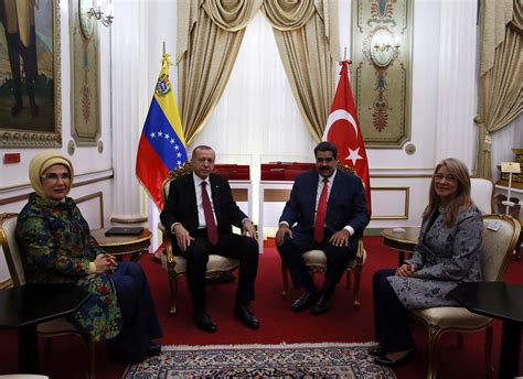 C­u­m­h­u­r­b­a­ş­k­a­n­ı­ ­E­r­d­o­ğ­a­n­ ­V­e­n­e­z­u­e­l­a­­d­a­ ­o­r­t­a­k­ ­b­a­s­ı­n­ ­t­o­p­l­a­n­t­ı­s­ı­n­d­a­ ­k­o­n­u­ş­t­u­